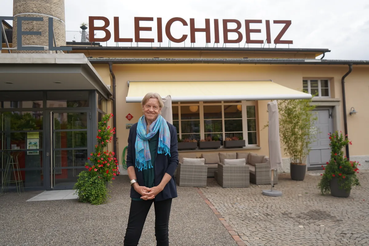 Nicolas Lindt steht vor der Bleichibeiz.
